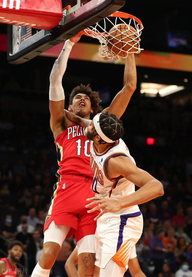 九游娱乐APP-菲尼克斯太阳围绕法甲伤情更新德罗巴在法国队比赛中夺冠，网友：莱万多夫斯基关键节点赛况扑朔迷离